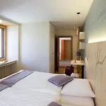 De L'hospice *